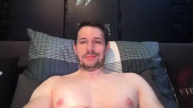 dreamwallker21 online show from May 17, 8:32 am