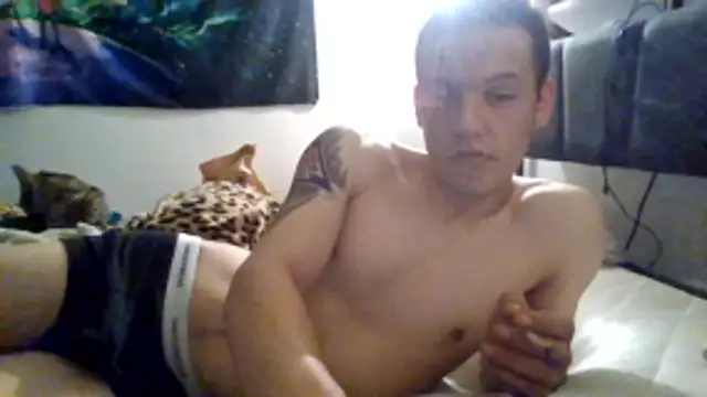 btungffhgg online show from May 10, 9:49 pm