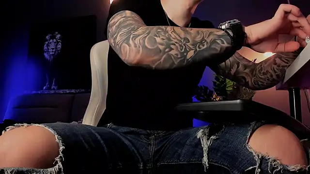 uptomatty online show from May 22, 8:41 am