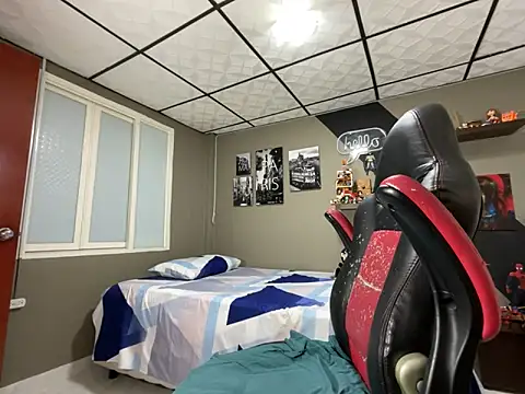 marcel crawford96 online show from April 10, 2:46 pm