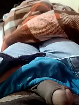 hottboyakash6969 online show from January 19, 12:07 pm