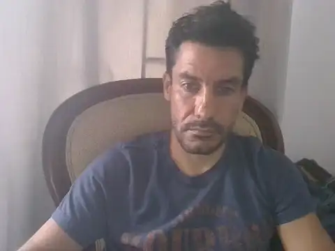 elkike1980 online show from May 7, 4:51 pm