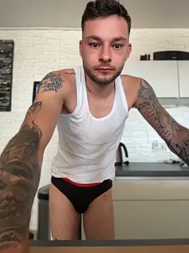 hottwoboys online show from June 20, 7:02 am