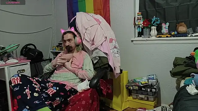 tallnerdyguy online show from March 6, 3:47 am