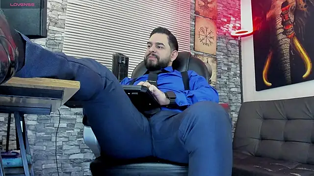 Ethan Castellano online show from June 23, 11:29 pm