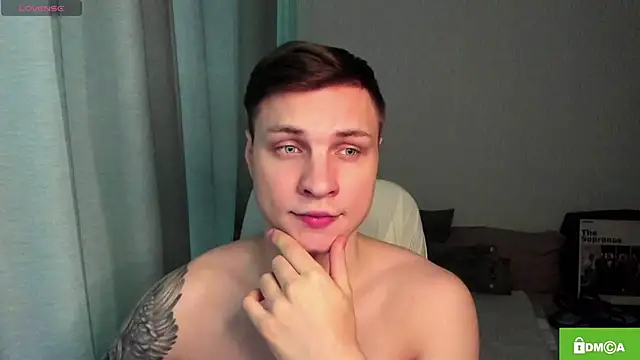 handsome guy01 online show from May 19, 7:25 am