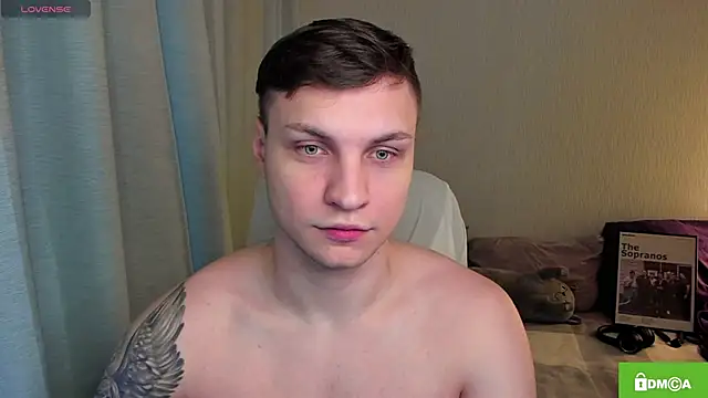 handsome guy01 online show from May 6, 5:24 pm