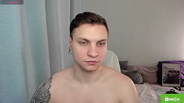 handsome guy01 online show from May 20, 12:01 pm
