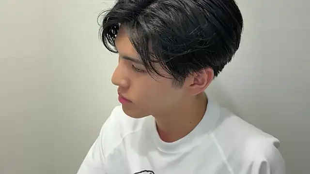 Lio kun online show from May 3, 1:47 pm