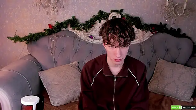 TrevorBenson online show from January 17, 3:53 am