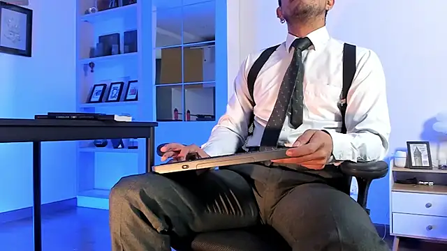 pablo-rincon95 online show from May 29, 12:48 pm
