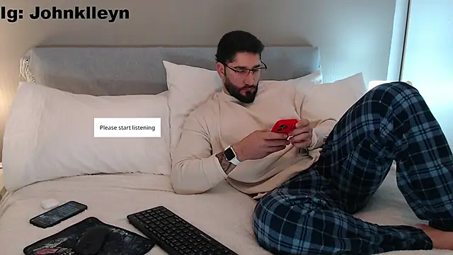 jonhklleyn online show from June 5, 8:03 pm