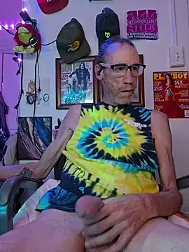 Undercover Pornstar online show from June 25, 5:17 pm