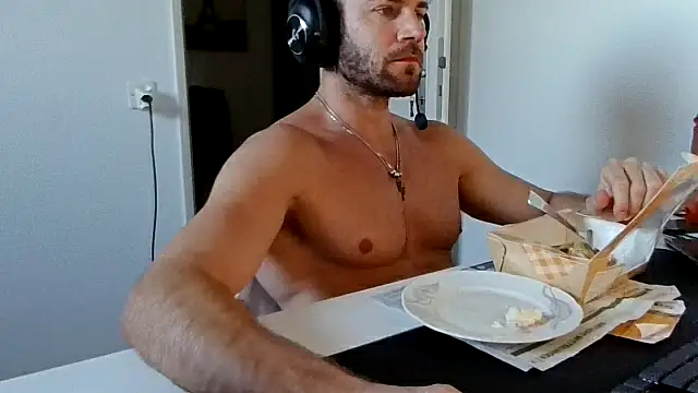 alpha-hunk online show from March 12, 4:26 pm