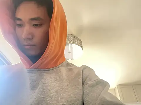 lilywithpuppy online show from April 22, 10:03 pm