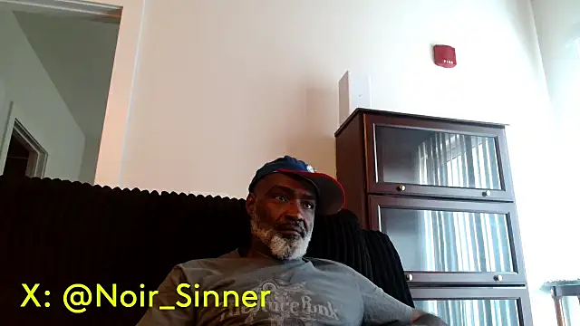 sinnernoir online show from July 14, 3:29 pm