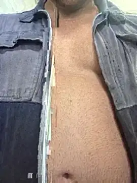 michemichemiche8 online show from June 5, 1:39 pm