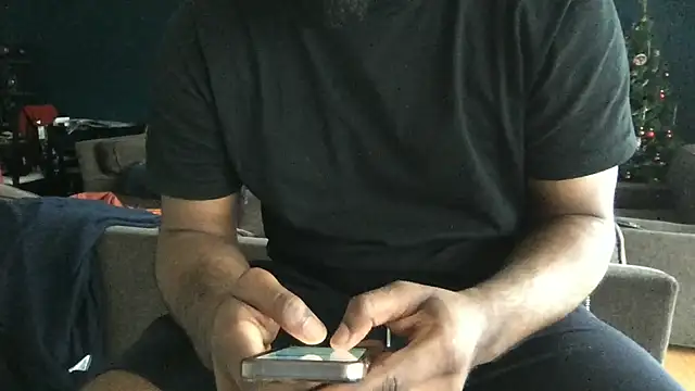 sweetloveee69 online show from January 7, 1:43 pm