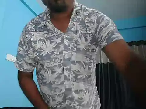 Desi Heat online show from May 14, 6:06 pm