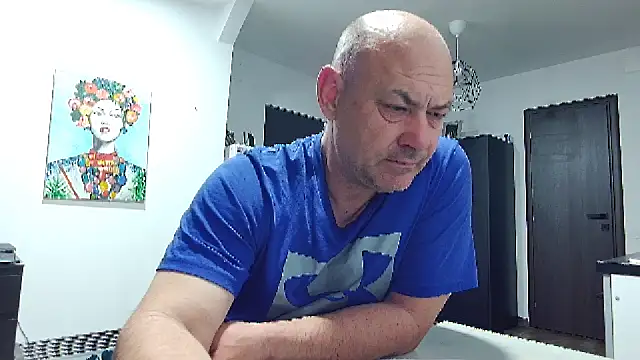 adryanyou46 online show from April 27, 8:14 pm