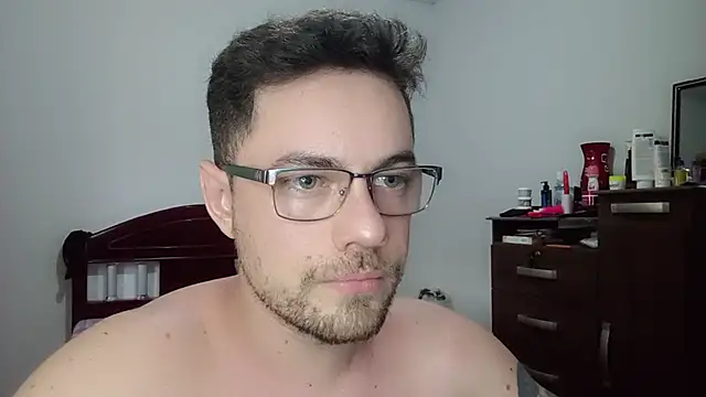 Dyllan   online show from June 4, 7:09 pm