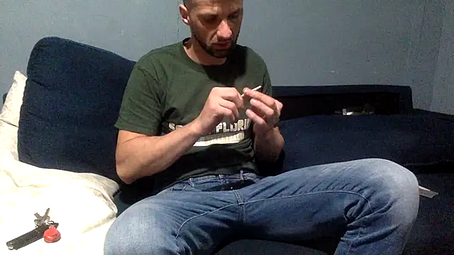 sexyhotstud12 online show from February 17, 2:10 am