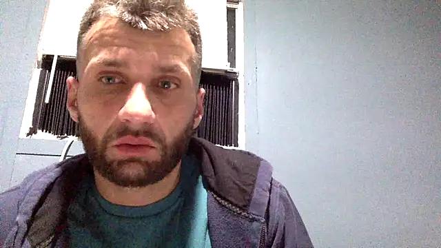 sexyhotstud12 online show from January 19, 1:41 am