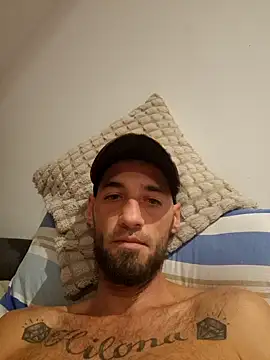 enzo4586 online show from August 8, 11:12 pm