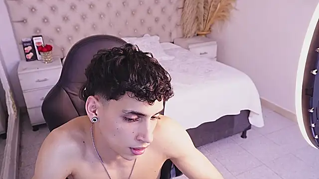 JhoanLeandro online show from June 19, 10:31 am