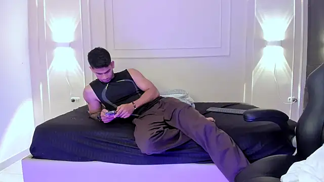 ANDRES STUD online show from June 5, 4:17 am