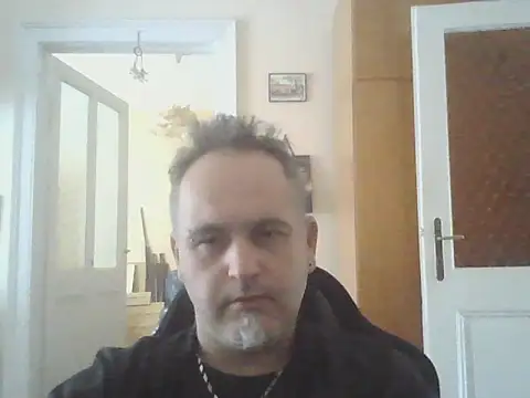 Szolga10 online show from May 4, 4:31 pm