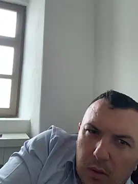 Mike8523 online show from March 15, 5:26 am