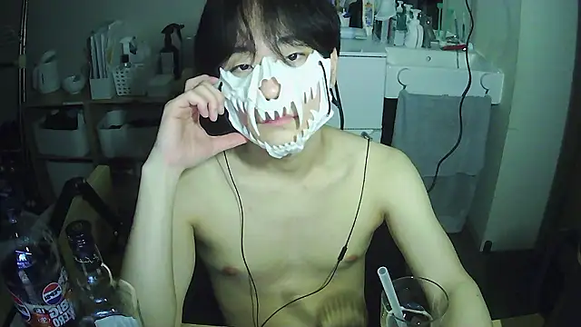 sdamvo2 online show from June 25, 1:38 pm