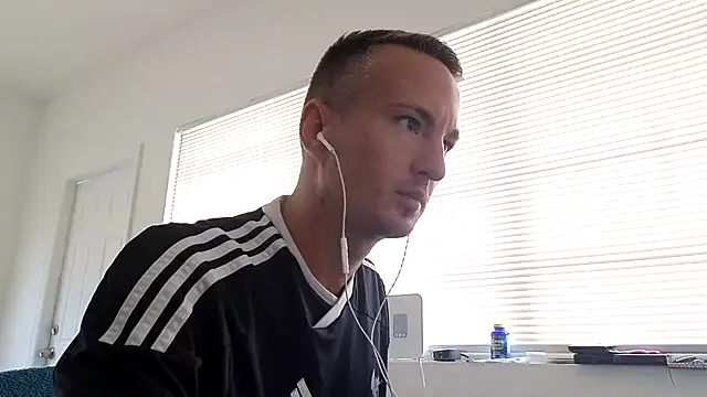TheDaddy005 online show from May 14, 6:06 pm