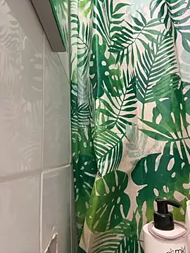 Hugo34bg online show from February 23, 6:59 am