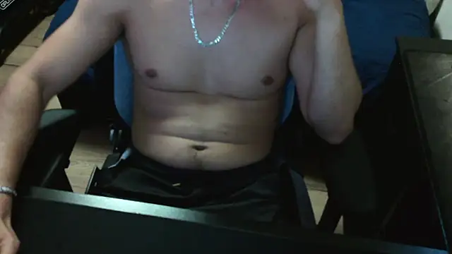 Yoloyo93 online show from June 25, 3:50 pm