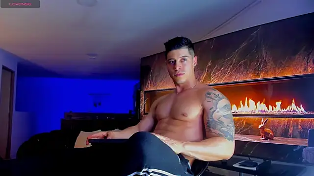 Lukas Green online show from April 21, 1:42 am