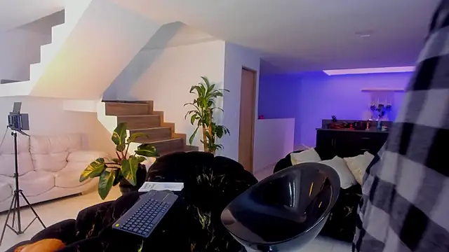 Lukas Green online show from March 17, 5:37 pm