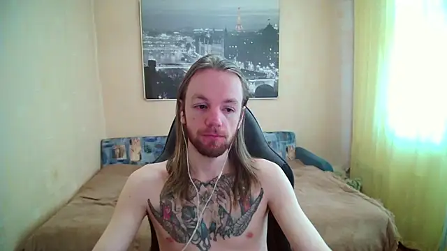 AdamDickens online show from May 19, 9:04 am