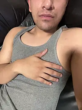 Luis3523 online show from July 9, 3:33 am