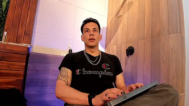 Dustin Sonne online show from June 19, 3:45 am