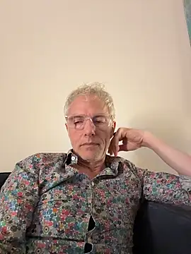SexyLeon8 online show from May 23, 10:04 pm