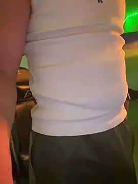 siilvestremx online show from April 24, 6:27 am