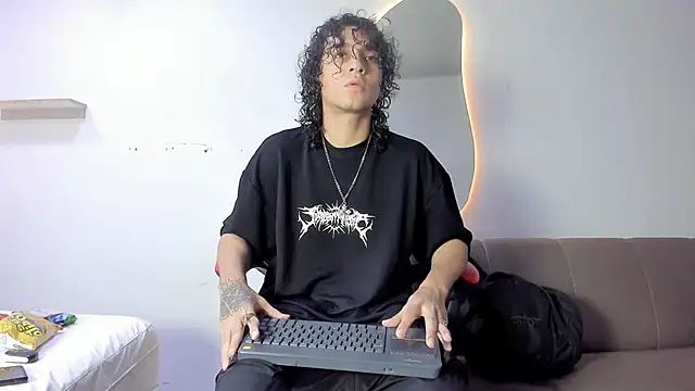 JackesTaylor online show from March 24, 5:34 am