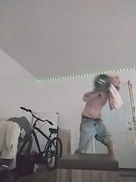 Ruffpecker75 online show from May 22, 4:34 pm
