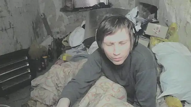 makarov1993 online show from May 5, 5:31 am
