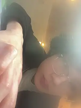 imurboy online show from May 7, 4:40 pm