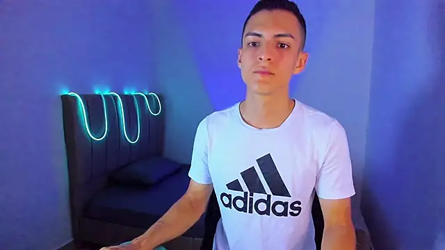 Matiius18 online show from July 4, 3:26 pm