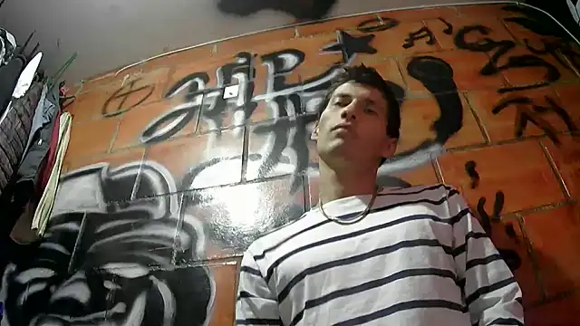 alexandercruz online show from July 3, 9:39 pm