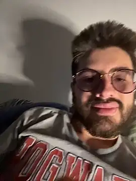 dearwishel97 online show from May 5, 4:47 am